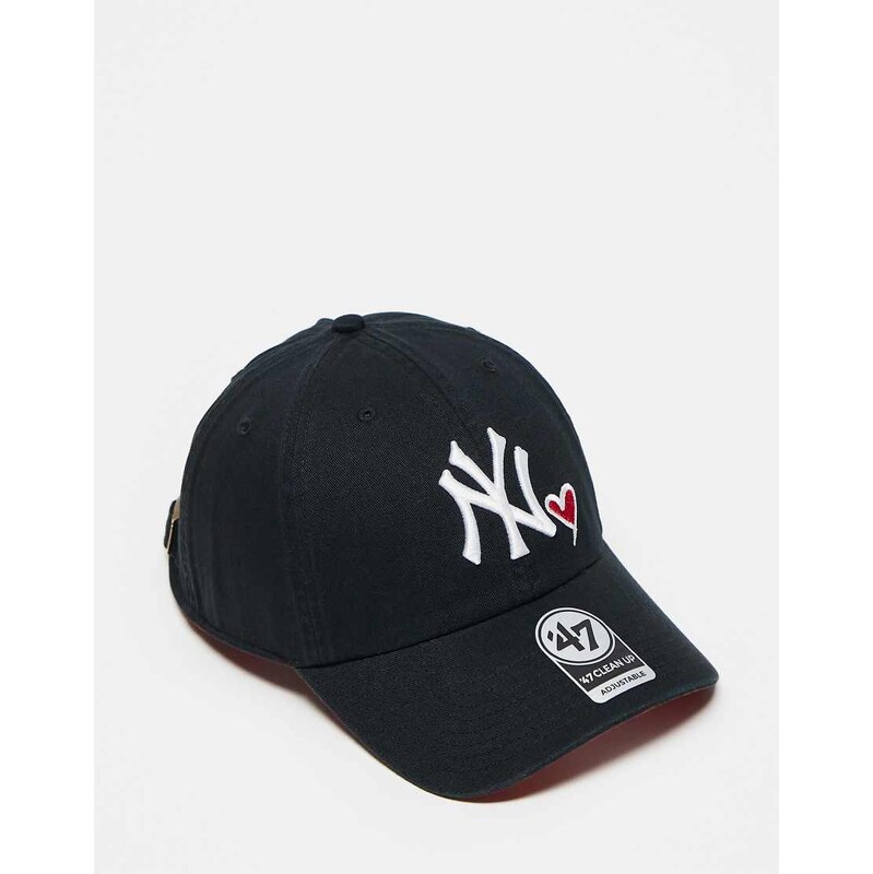 47 Brand NY Yankees clean up baseball cap in black with heart