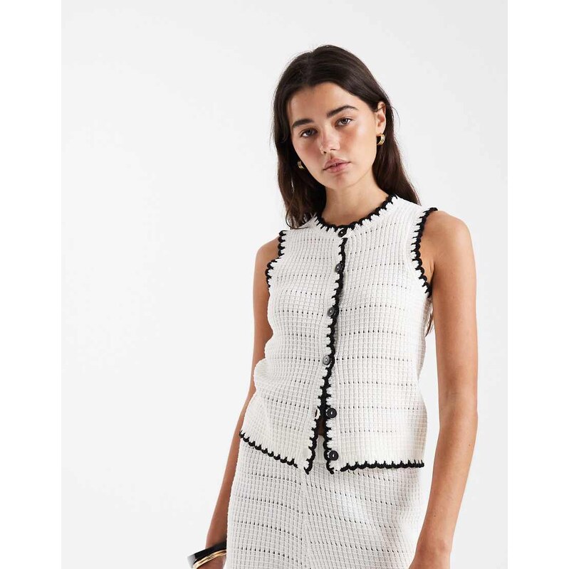 New Look co-ord blanket stitch waistcoat in cream-White