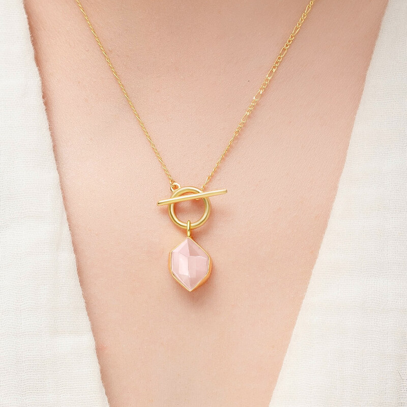 Estemia Pozlacený stříbrný náhrdelník s růženínem Hexagon - Ag925 114609362