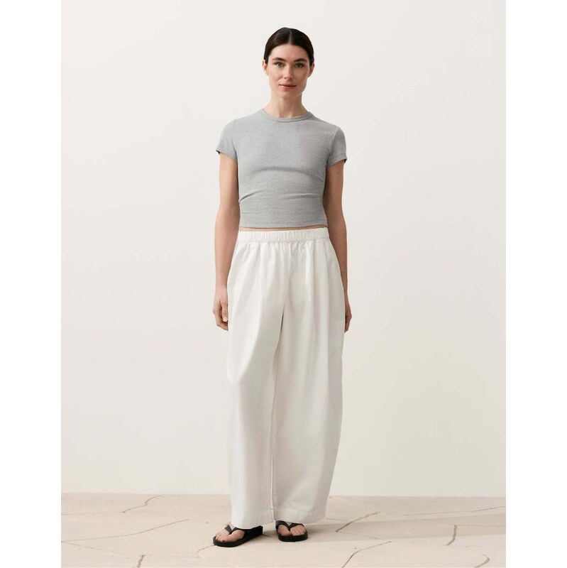 OYSHO Pleated 100% cotton tapered trousers in off-white 114610318