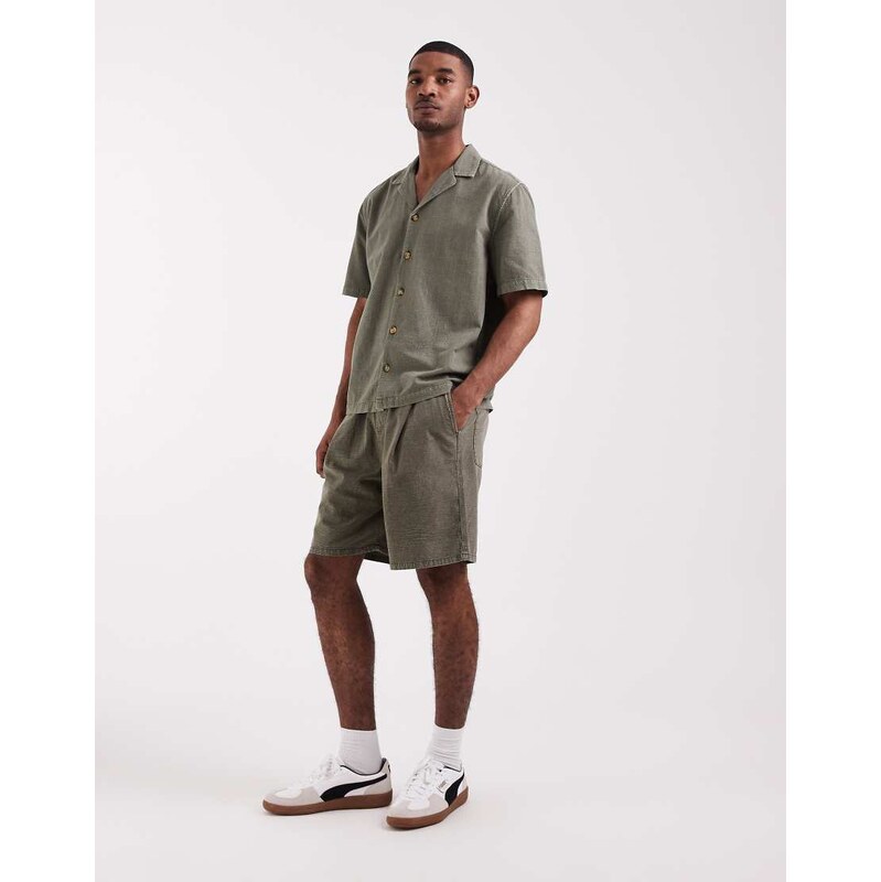 ASOS DESIGN co-ord textured jorts in mid length in khaki-Green