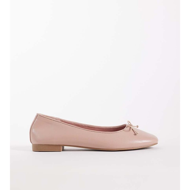ASOS DESIGN Wide Fit Lion bow ballets in taupe-Neutral 115487326
