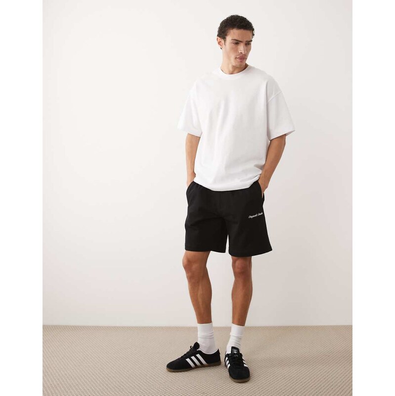 Jack & Jones orginals logo sweat short in black