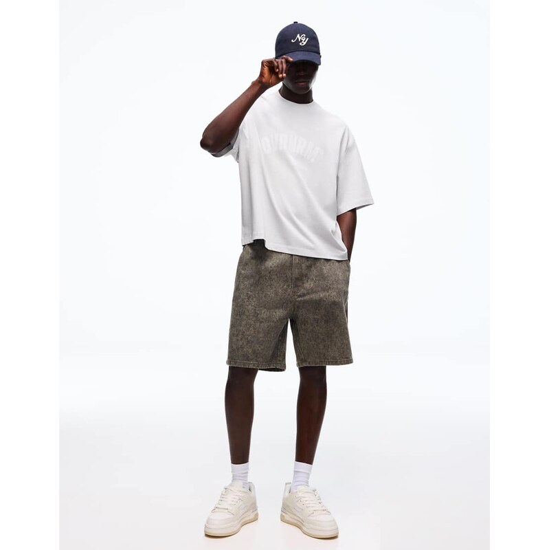 Bershka Baggy all-over print bermuda shorts in grey&black