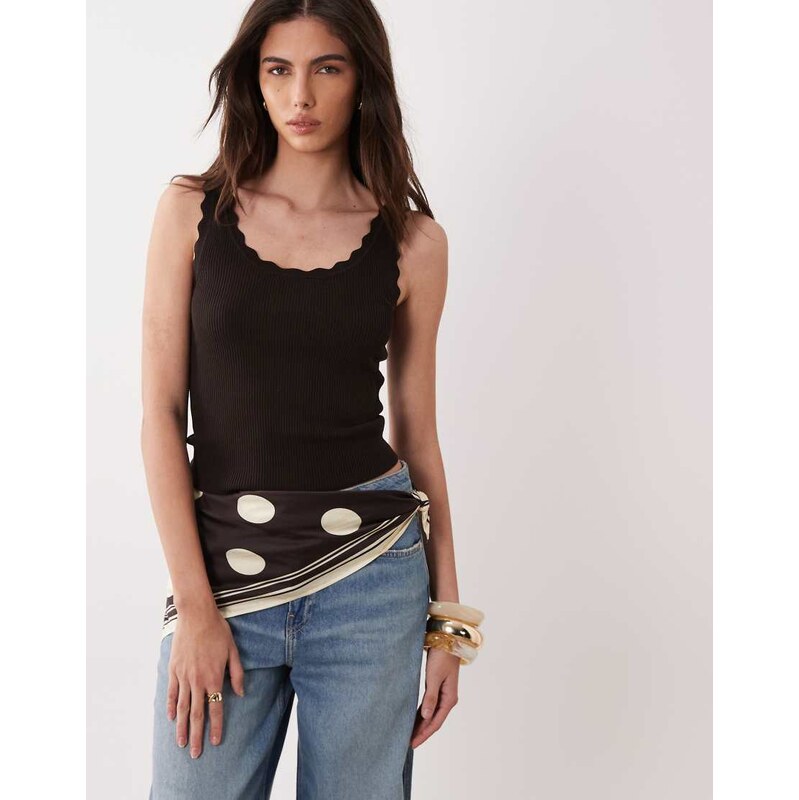 JDY scallop edge knitted vest in chocolate brown