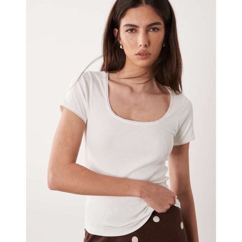 JDY scoop neck t-shirt in white