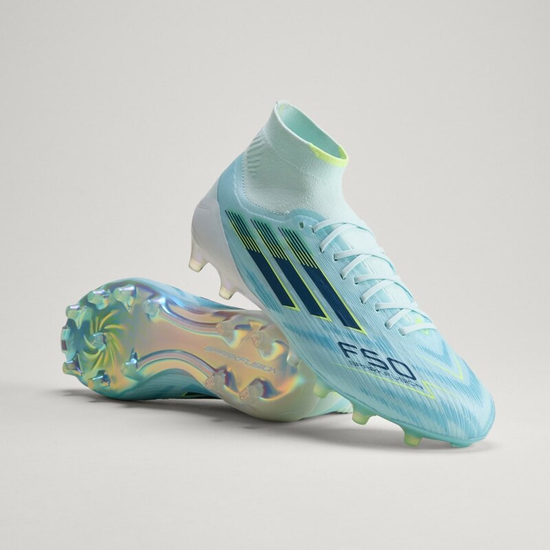 Adidas Dámské kopačky F50 SPARKFUSION ELITE Mid Cut na pevný