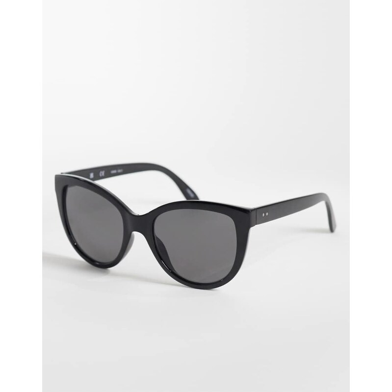 Vero Moda large rounded sunglasses in black