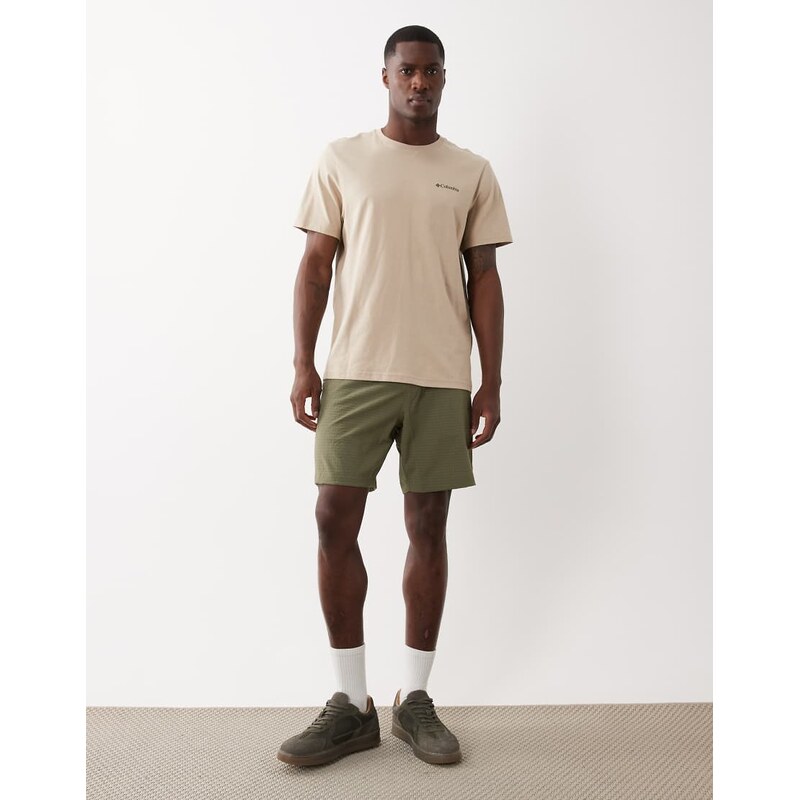 Columbia Utilizer pull on shorts in green