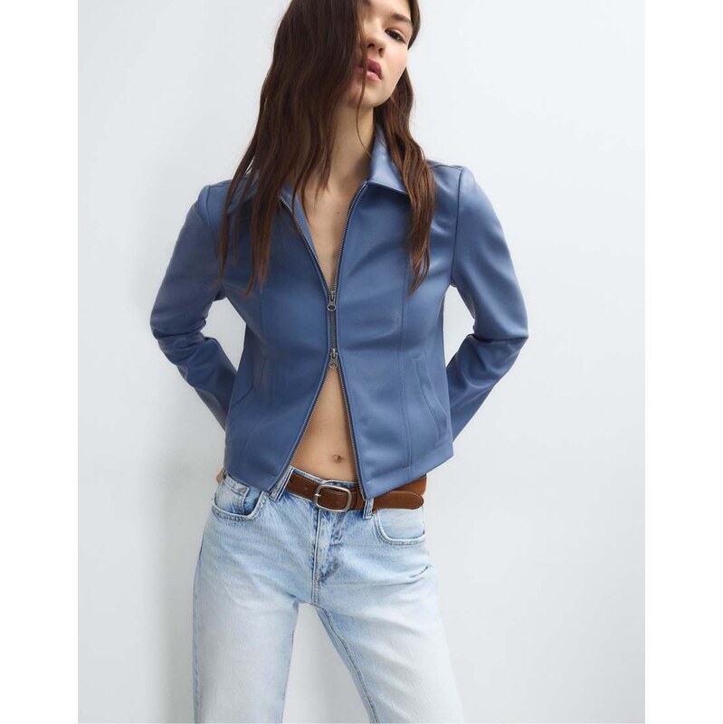 Stradivarius Fitted leather effect jacket in royal blue-Navy 114699204