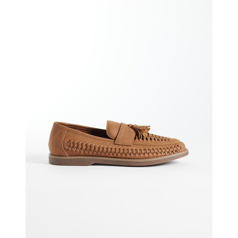 Schuh Robbie woven loafer with tassel in tan-Brown