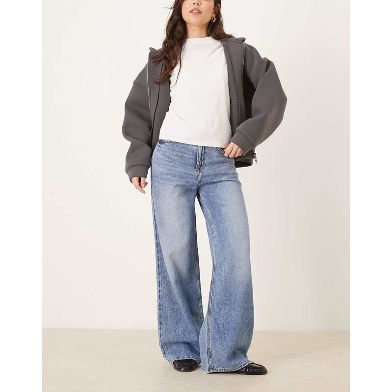 Lee Stella high rise wide leg jeans in washed mid blue 114704070