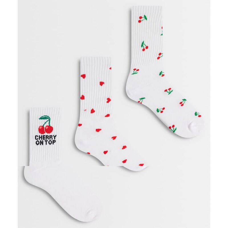 Vero moda sports socks 3 pack in white with cherry details 114704091