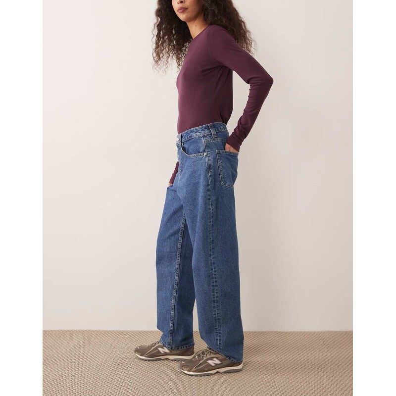 ASOS DESIGN slim barrel jean in clean light midwash-Blue
