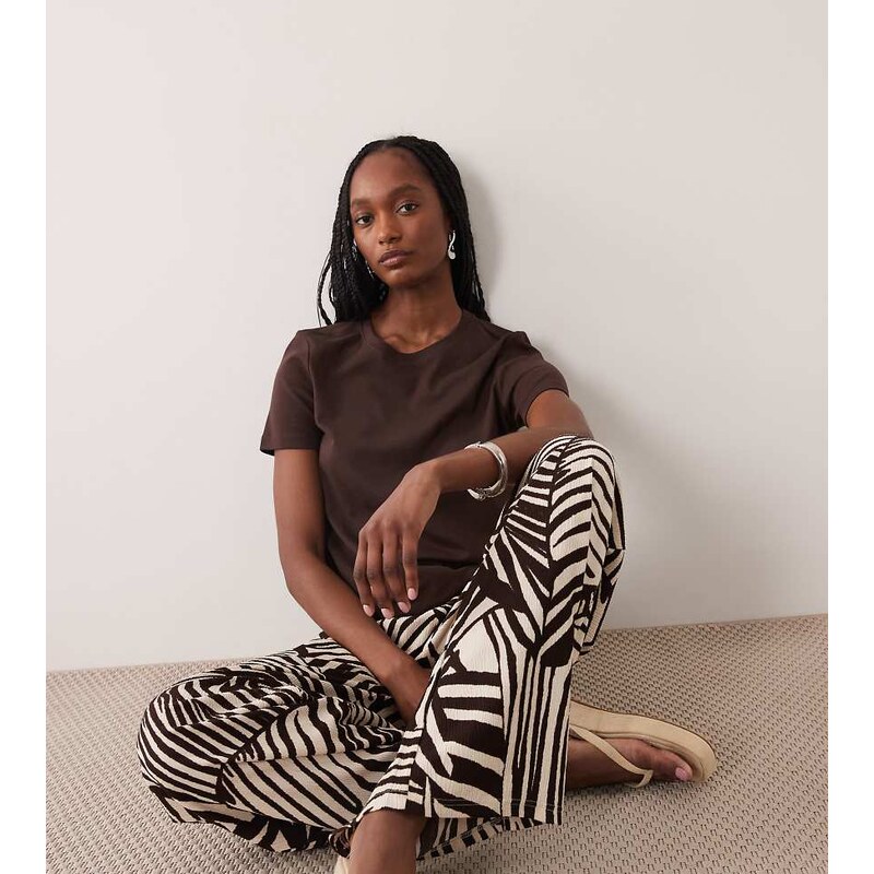 JDY Tall pull on trousers in brown abstract print 114708938