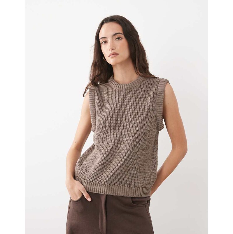ASOS DESIGN knitted crew neck tank in mocha-Blue
