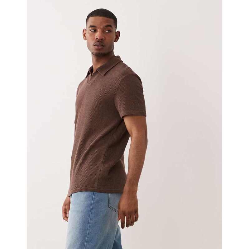 ONLY & SONS short sleeve split neck polo in chocolate-Brown