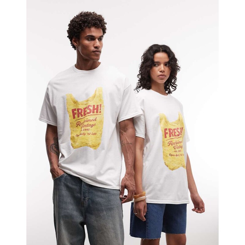 Reclaimed Vintage unisex oversized t-shirt with fresh shopper