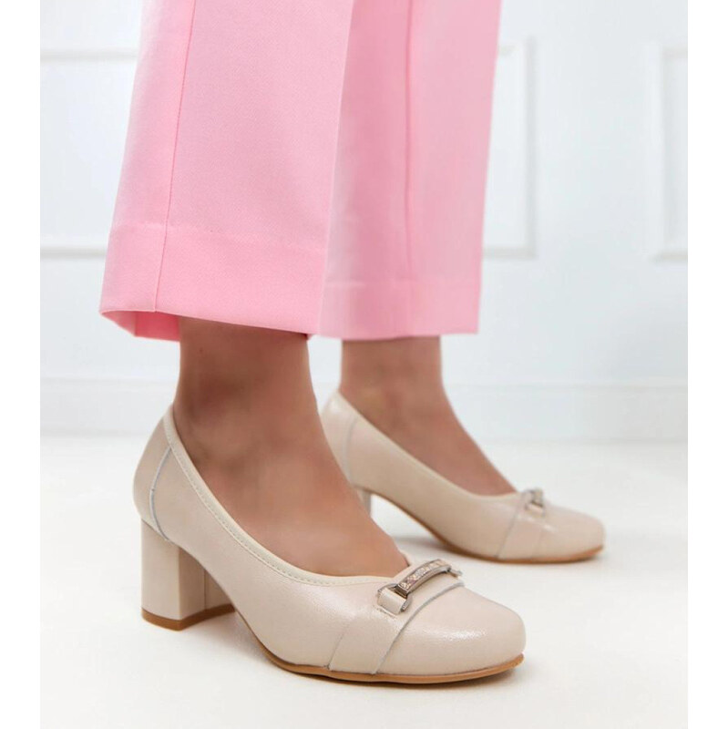Lodičky na sloupku model 226023 Solea