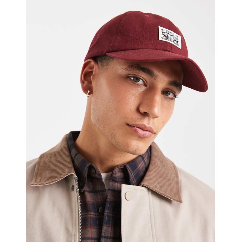 Levis relaxed dad heritage cap in red