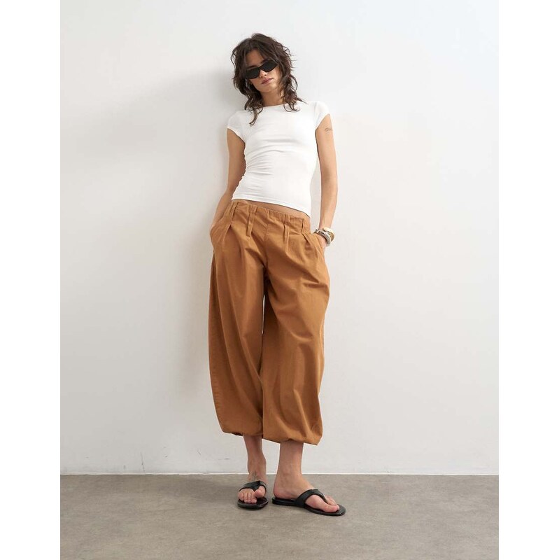 Topshop poplin balloon trouser in tan-Brown 115522823