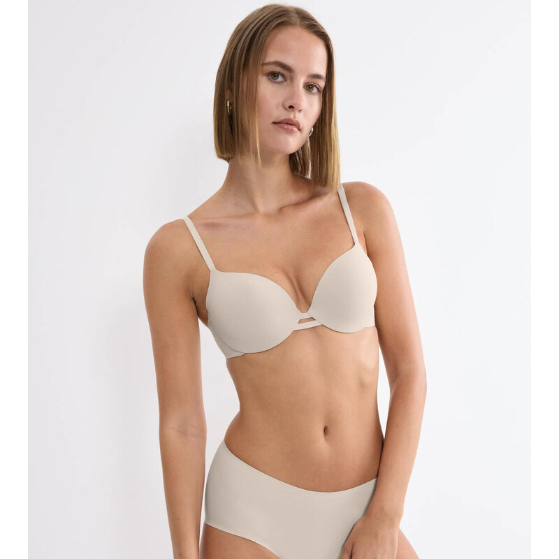 Body Make‑Up Illusion – Neviditelná podprsenka se středním