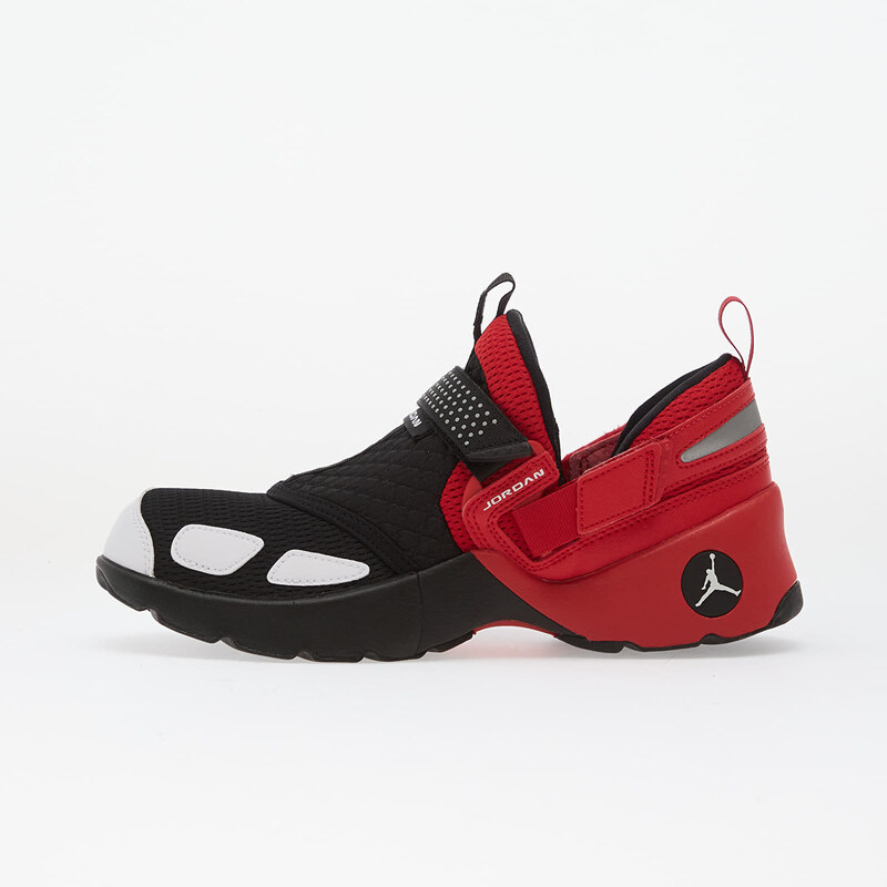 Jordan Trunner Lx Black/ Sail-University Red