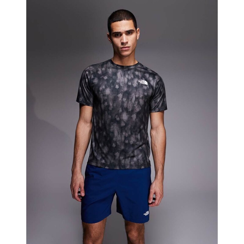 The North Face 24/7 logo colourblock shorts in navy-Blue