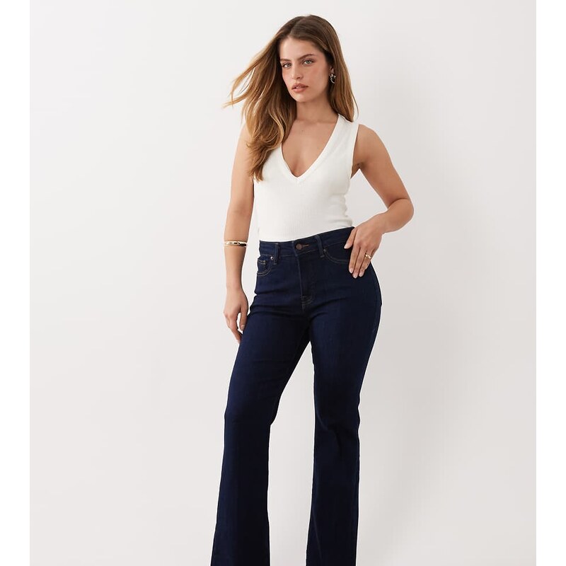 Good American petite good legs flare jeans in dark blue wash-Navy 114773613