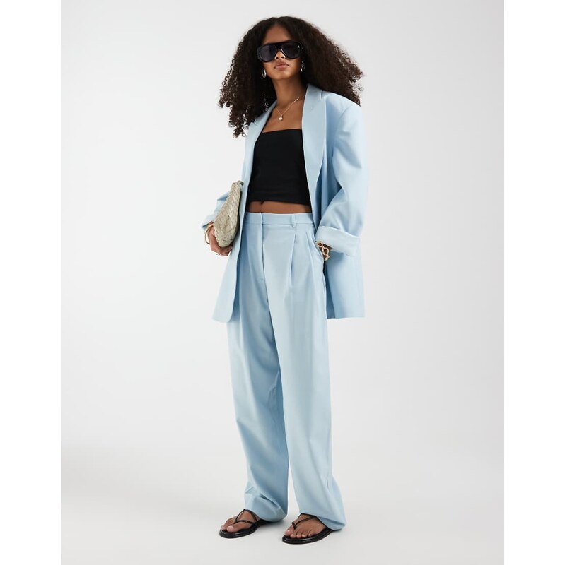 ASOS DESIGN tailored tapered trouser in blue