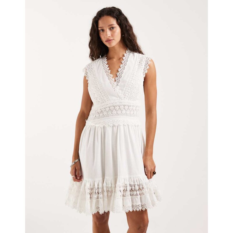 Lee v neck ruffle boho mini dress in white