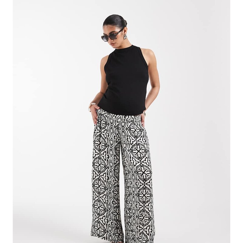 Vero Moda Maternity wide leg trouser in black tile print-White