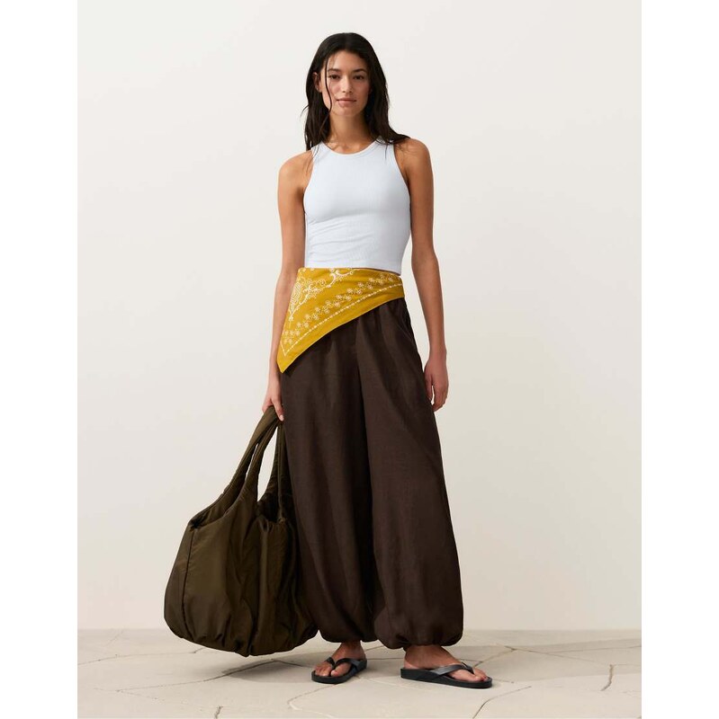 OYSHO 100% linen bloomer trousers in brown 114775543