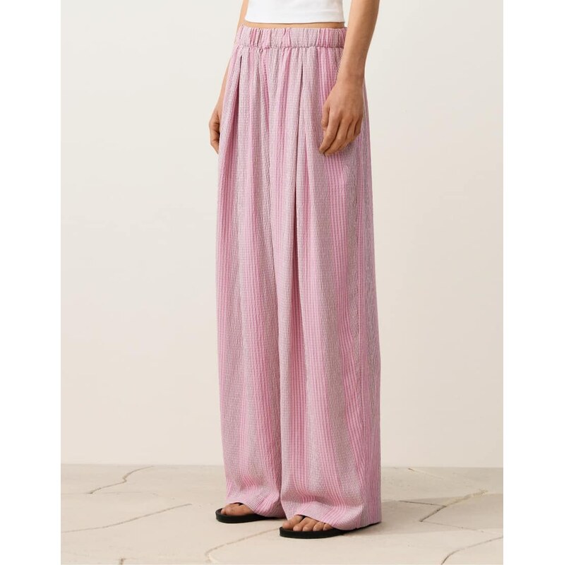 OYSHO Straight-leg striped trousers in pink 114775597