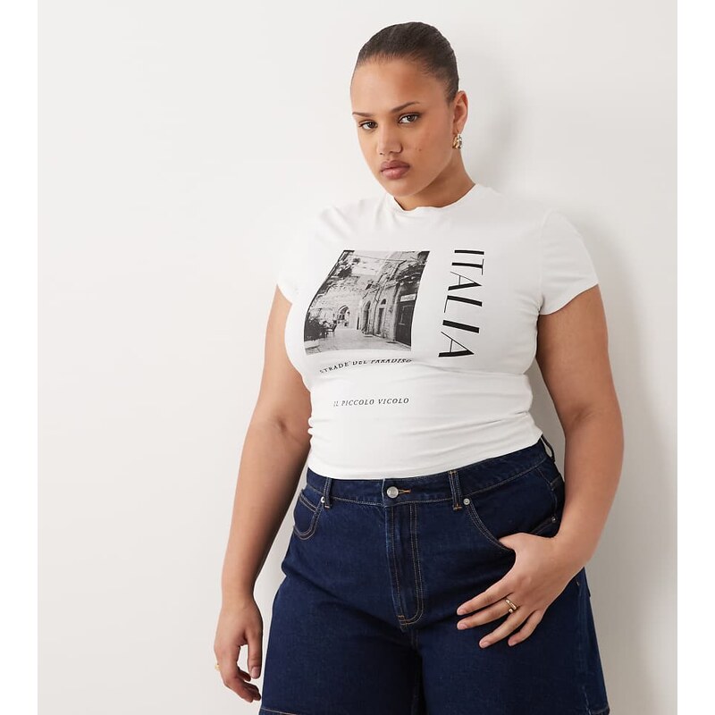 ASOS Curve ASOS DESIGN Curve short sleeve crop top with Italia