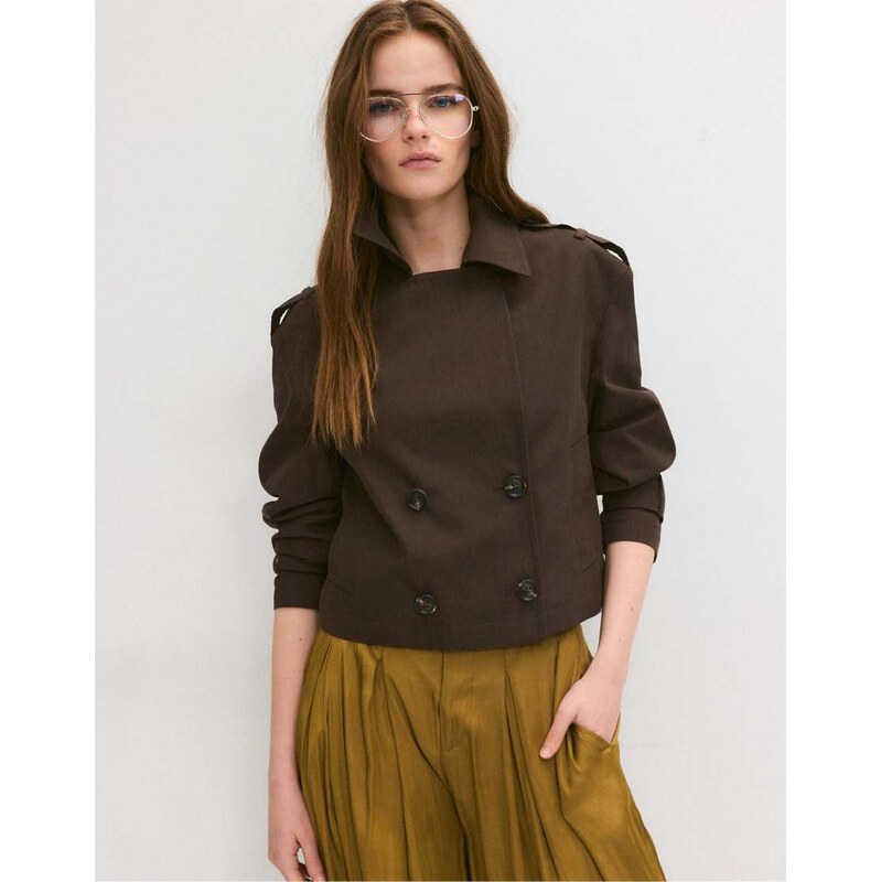 Stradivarius Short double-breasted trench coat in brown 114775430