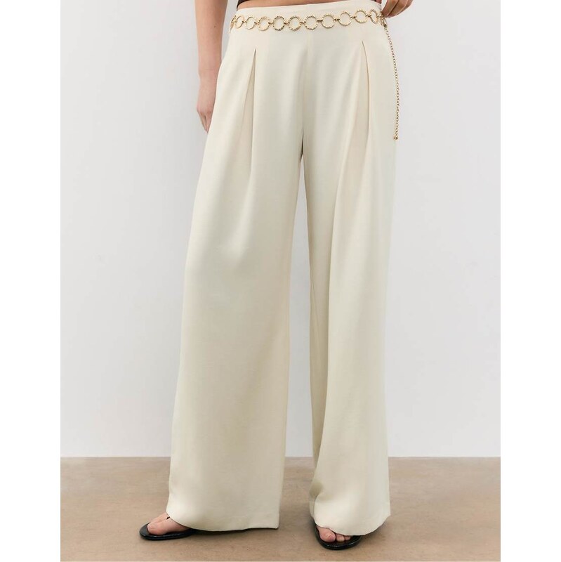 Stradivarius Satin trousers with darts and chain in ecru-White