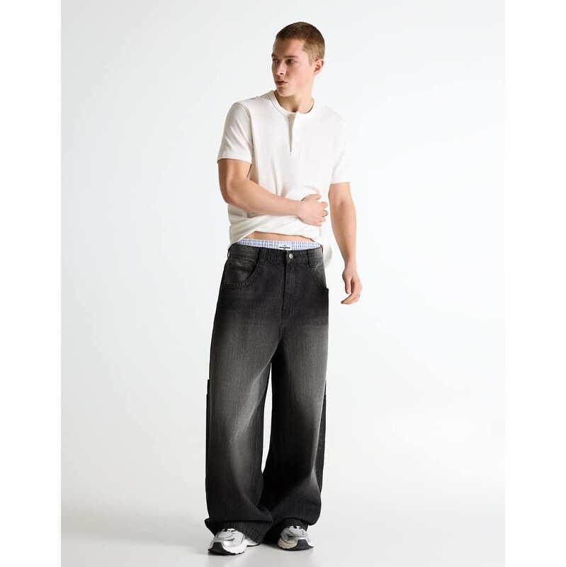 Bershka Mega baggy jeans in black