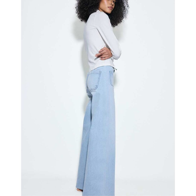 Stradivarius Straight-fit jeans with pockets in light bleach