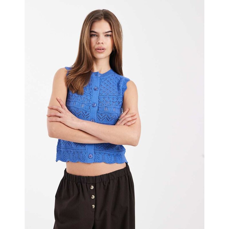 New Look stitched scallop edge top in blue