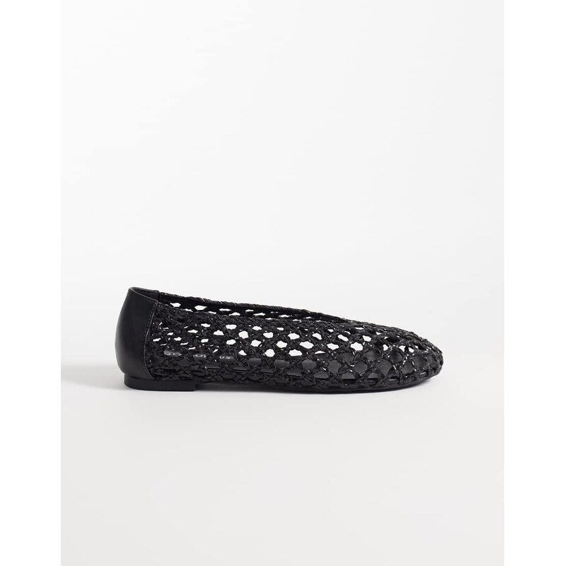 Glamorous woven ballet flats in black 115517026