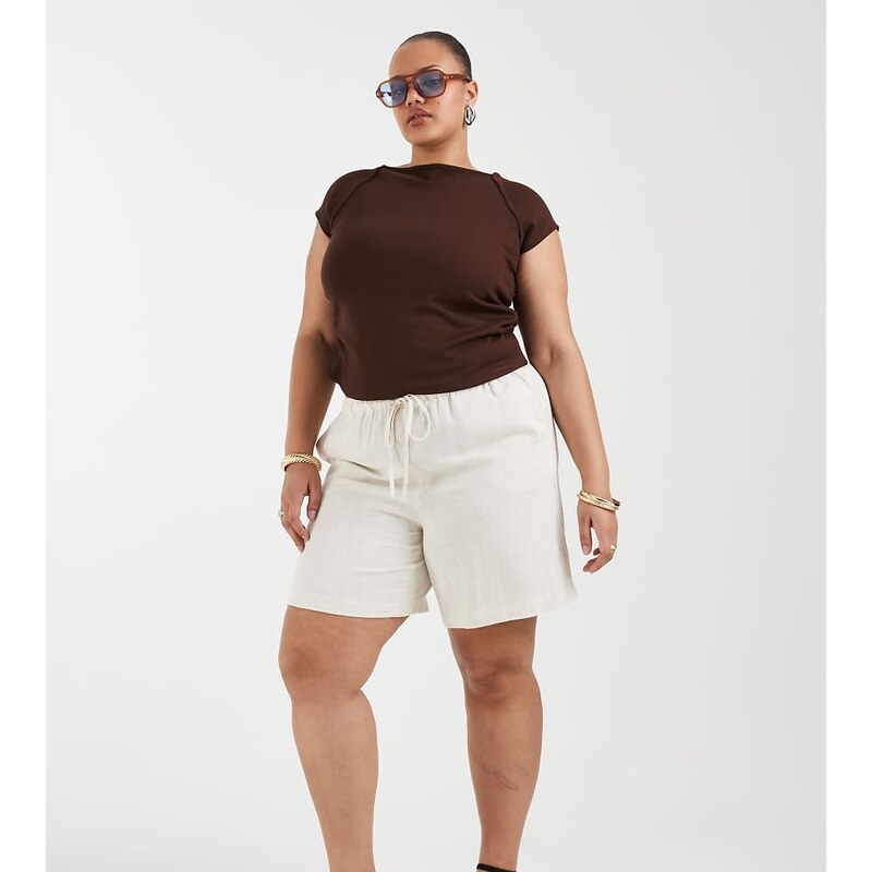 ONLY Curve linen blend shorts in cream-White