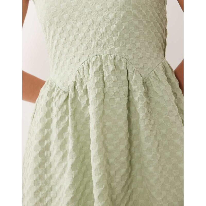 Vila flippy hem textured mini dress in daiquiri green