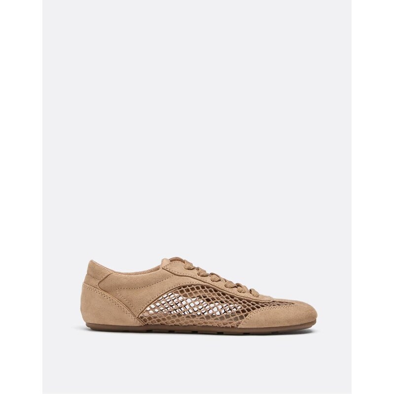 Stradivarius Leather effect perforated trainers in beige-Neutral 114811882