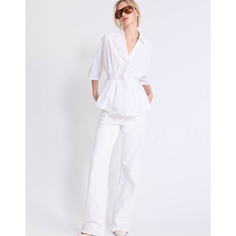 Stradivarius Poplin shirt with kimono sleeves and pleats in white 114812021