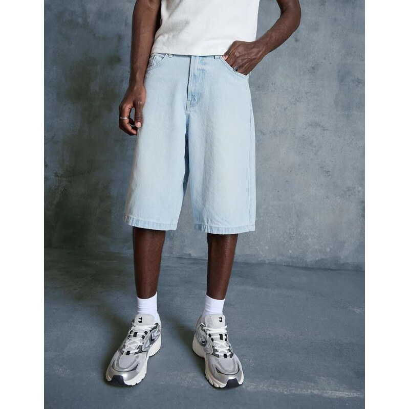 Bershka Baggy denim bermuda shorts in light bue-Blue
