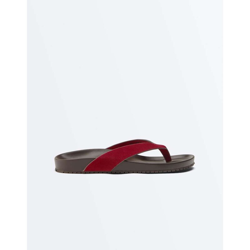 OYSHO Leather sandal in red 114814586
