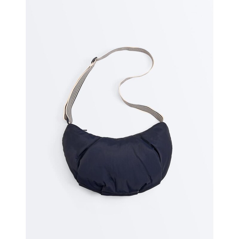 OYSHO Quilted crossbody bag in navy blue