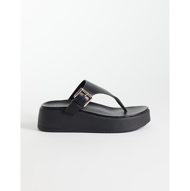 New Look chunky platform thong sandal in black 114939446