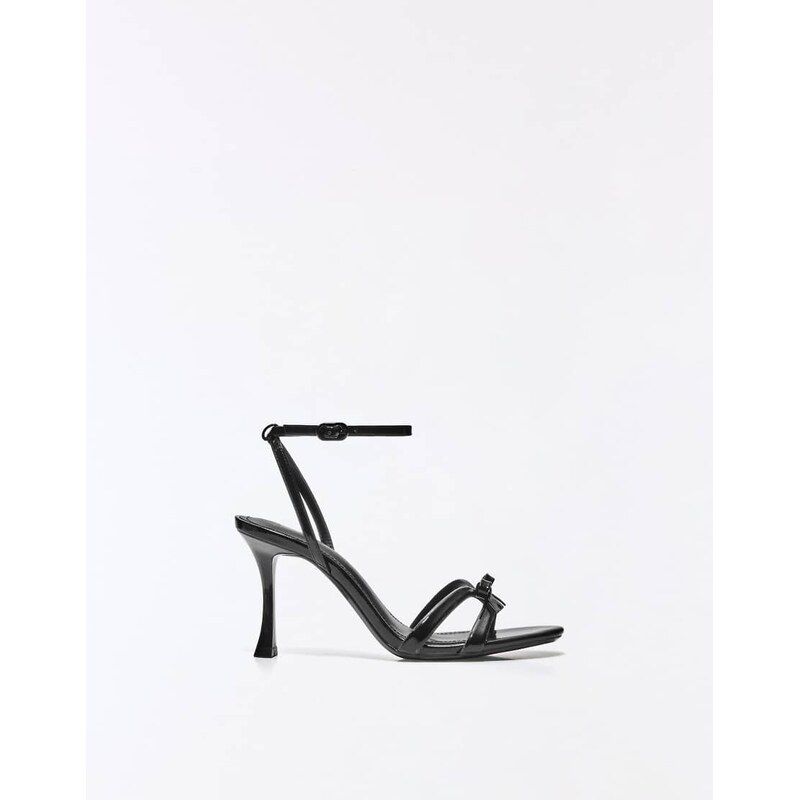Bershka Bow heeled sandals in black 114841555